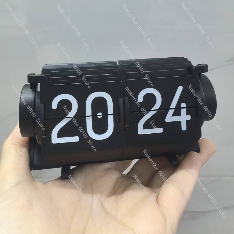 Automatic Page-Turning Clock,  – Home Office Gadgets recenzja i cena